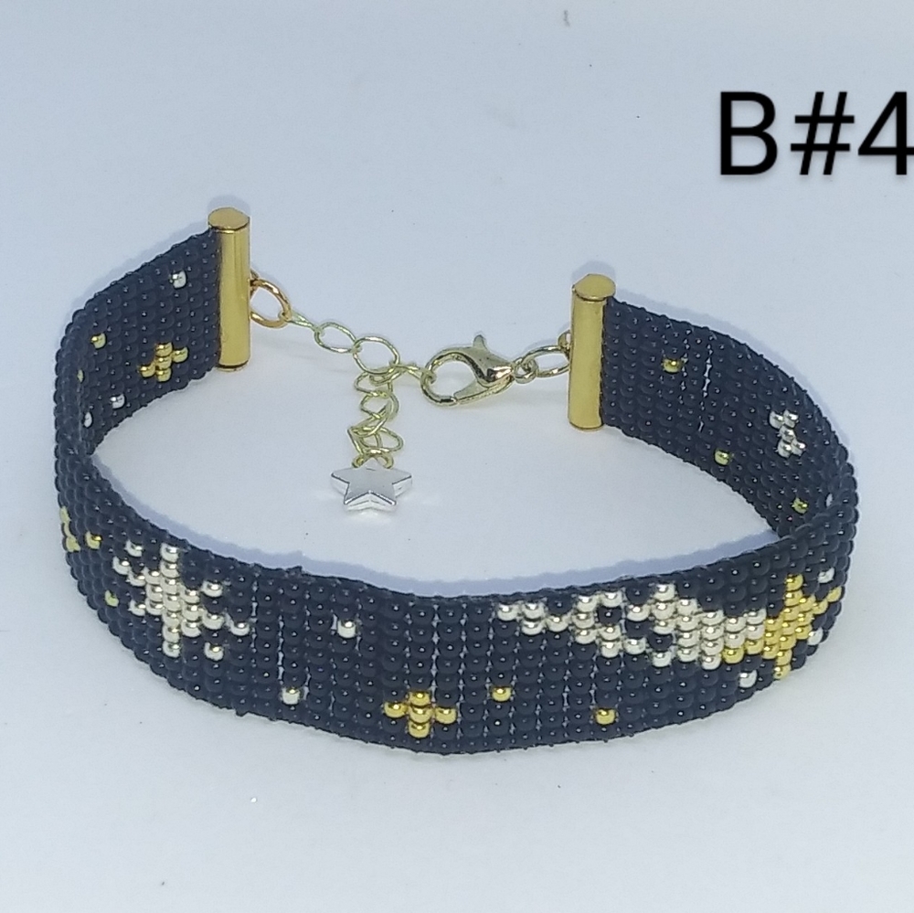 Women's bracelet